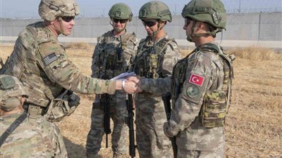 مسؤول: تركيا تعتبر القوات السورية 