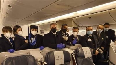 بعد قليل.. وصول 306 مصريين عائدين من بؤرة كورونا لمطار العلمين