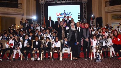 بالصور.. قيادات 