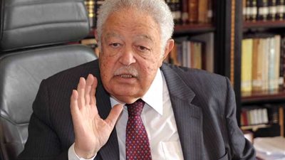 رجائي عطية: أخوض معركة 