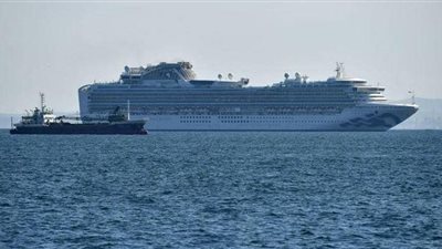 إصابة 10 أشخاص على متن سفينة سياحية بفيروس كورونا
