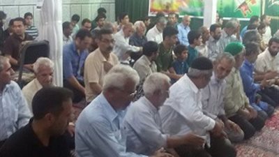 الإفتاء: المصافحة بعد الصلاة مباشرة دائرة بين الإباحة والاستحباب