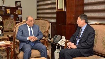 وزير التنمية المحلية: القيادة السياسية مهتمة بحل مشاكل المستثمرين