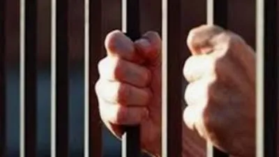 حبس شاب 4 أيام على ذمة التحقيق في حلوان