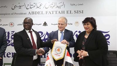 تعليق سفير اليونان على اختيار أثينا ضيف شرف العام المقبل لمعرض الكتاب