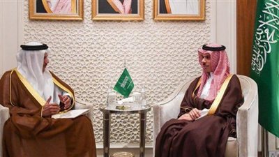 وزير الخارجية السعودي يستقبل الأمين العام الجديد لمجلس التعاون