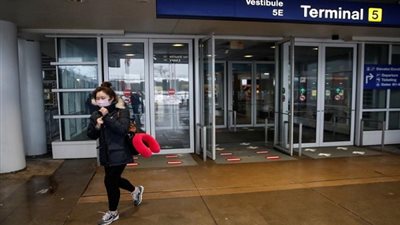 هبوط 350 أمريكيًا تم إجلاؤهم من الصين في قاعدة كاليفورنيا الجوية