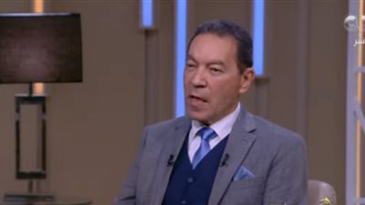 خبير جلدية يحذر من غسل جسد الفتاة بدم الوطواط: 