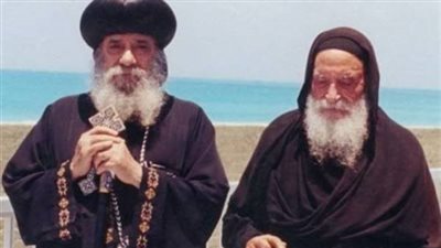 حملة كنسية لتوضيح كواليس علاقة شنودة الثالث بـ