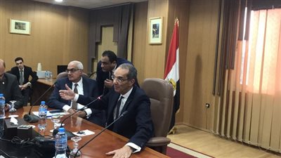 الاتصالات: نحرص على حماية حقوق عملاء 