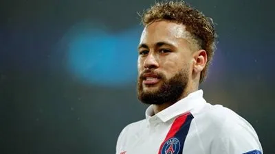 غضب داخل باريس سان جيرمان بسبب نيمار