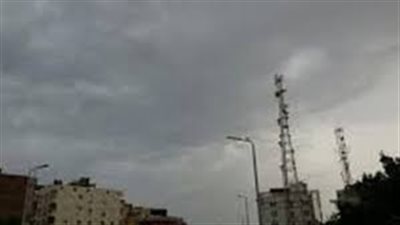 غيوم كثيفة وموجة من الطقس السيئ تضرب الإسماعيلية