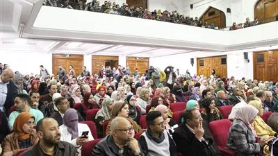 تأجيل العمومية الطارئة لنقابة الأطباء لعدم اكتمال النصاب القانوني (صور)