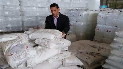 ضبط مواد كيماوية منتهية الصلاحية بمصنع 