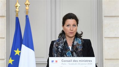 فرنسا: اكتشاف خمسة بريطانيين مصابين بـ