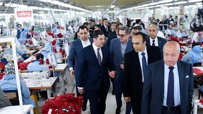 رئيس هيئة الاستثمار يبحث تعزيز الفرص الاستثمارية بالمنيا 