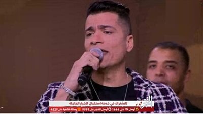 حسن شاكوش يغني 