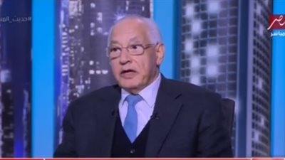 علي الدين هلال: 