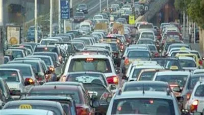 تكدسات مرورية بميدان لبنان