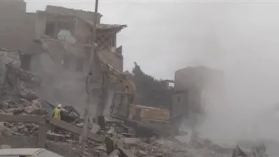 بدء إزالة عقارات 