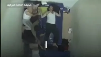 احتجز بزنزانة مثل التابوت.. تفاصيل مقتل برئ في سجون أردوغان