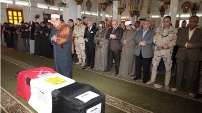 جنازة مهيبة لشهيد بني سويف.. والمحافظ: الجنة تنتظره 