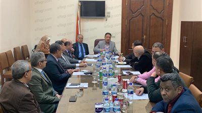 'الوطنية للصحافة' تقر بعدم جواز ترشح من تخطى الـ60 بانتخابات المؤسسات القومية