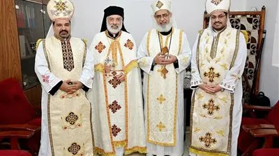 مطرانا المنيا وسوهاج يترأسان القداس الإلهي في ذكرى القمص جبرائيل الأحمر