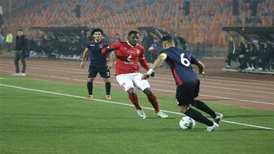 أجايي: لا تنازل عن الدوري وأبطال إفريقيا