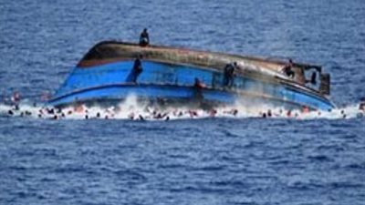 فقدان عشرات من لاجئي الروهينجا ومقتل 15 بعد انقلاب قارب