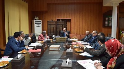 رئيس جامعة بني سويف يحدد موعد إعلان نتيجة التعلم المدمج