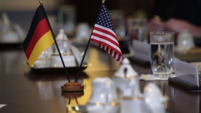 على مدار عقود..واشنطن وبرلين تجسستا على 120 دولة