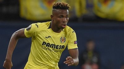 برشلونة يزاحم ليفربول على صفقة نيجيرية