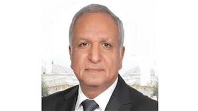 برلماني يرفض مقترح مد سن المعاش للأطباء: يقلل فرص الشباب