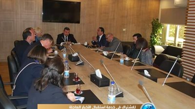 وزير الإعلام: نواجه قرصنة فضائية.. وهناك تشابك بين القمرين الصناعيين المصري والفرنسي