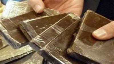 تجديد حبس 3 تجار مخدرات لحيازتهم 4 كيلو حشيش