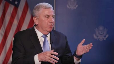 سفارة أمريكا بالمملكة تكشف النقاب عن تفاصيل 