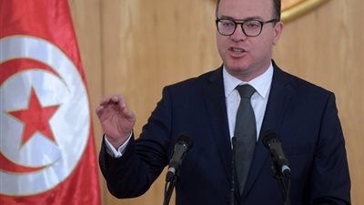 الرئيس التونسي يقرر إرجاء الإعلان عن التركيبة الحكومية إلى يوم غد 