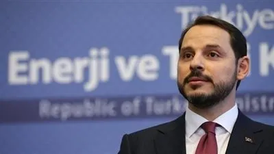 تركيا تحظر الوصول إلى أبرز المجلات الساخرة بسبب صهر أردوغان