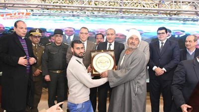 وزير التموين يشارك في احتفالية يوم الوفاء لتكريم أسر شهداء الجيش والشرطة بالشرقية