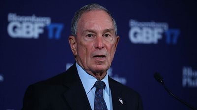 ملياردير أمريكي يتوعد بهزمية ترامب في انتخابات الرئاسة المقبلة