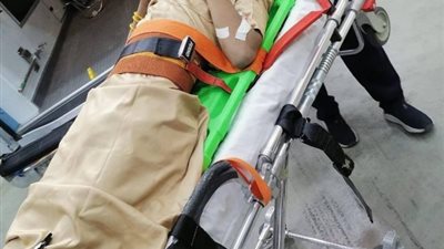 وصول مصابي طائرة 