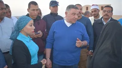 محافظ البحر الأحمر: أتوبيس لنقل التلاميذ من التجمعات البدوية بمرسى علم