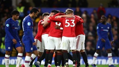 المصائب تتوالي على تشيلسي أمام مانشستر يونايتد