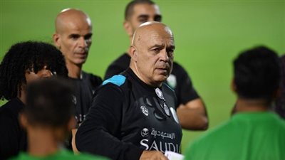 7 مدربين مروا على الأهلي السعودي خلال عام واحد فقط.. آخرهم جروس