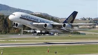 سنغافورة تعلق رحلاتها الجوية بسبب انتشار فيروس كورونا