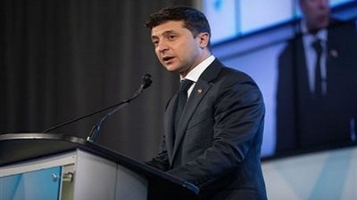 الرئيس الأوكراني يعقد اجتماعًا لمجلس الأمن حول قتال دونباس