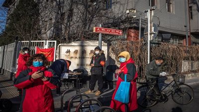 الصين.. مواجهات وقيود وتحركات جديدة للسكان