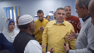 محافظ البحر الأحمر: الرئيس كلفني بتقديم أفضل الخدمات الصحية لأهالي الشلاتين