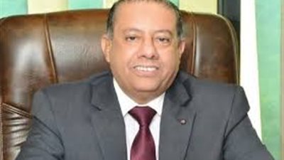 قرار عاجل من المحكمة ضد رئيس مصلحة الضرائب المتهم بالرشوة